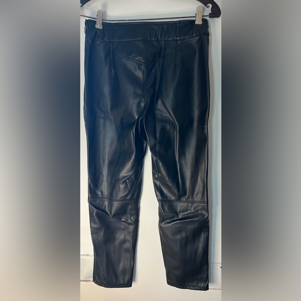 We The Free Unapologetic Pedal Pusher Pants in Black Size 0 NWT - Picture 4 of 10